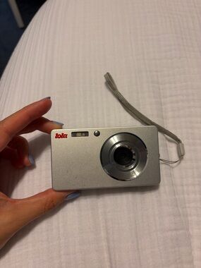 lola Silver Compact Point-and-Shoot Digital Camera